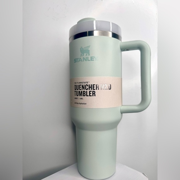 Stanley Other - Stanley FlowState Quencher H2.0 Tumbler / 40oz / Color: Mist